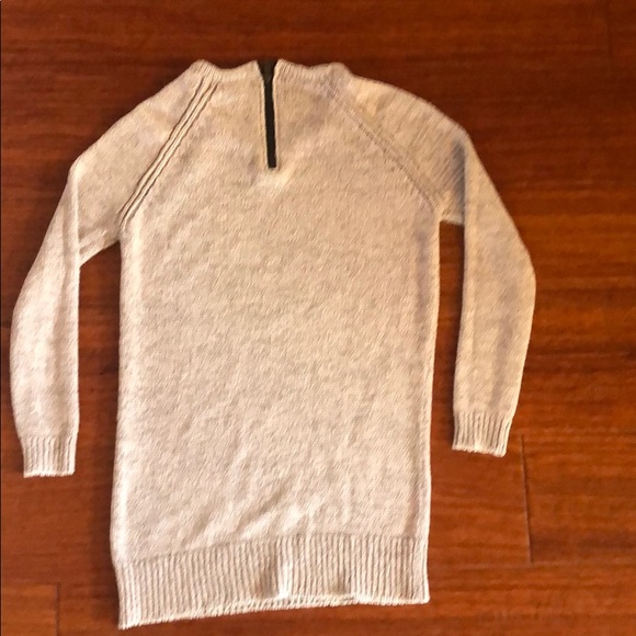 Sweater - Picture 3 of 3